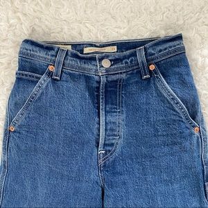 Levi's Ribcage Straight